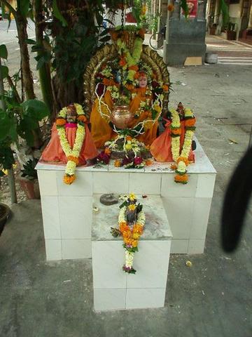 Small temple to Hindu god.