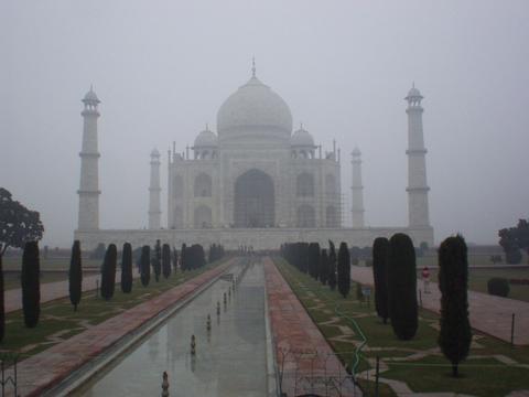 Obligatory Taj Mahal picture.