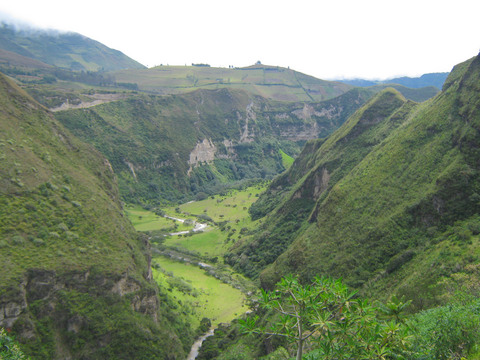 Valley near Sigchos.