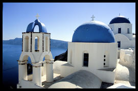 blue_domed_church_santorini