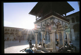 umayyad_mosque_center_of_courtyard